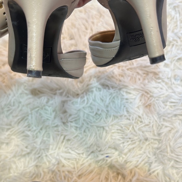 Abella Nude Heels - Picture 5 of 6